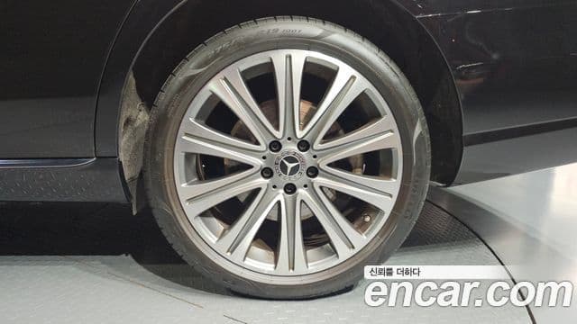 Mercedes-Benz E-Class 2023 — ფოტო 10/33
