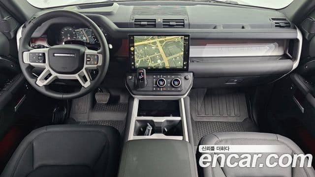 Land Rover Defender 2026 — Photo 12/20