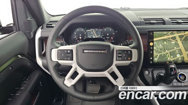 Land Rover Defender 2026 — Photo 6/20