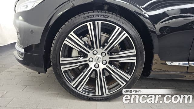 Volvo S90 2022 — Photo 18/20