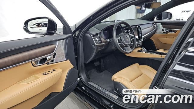 Volvo S90 2022 — Photo 5/20