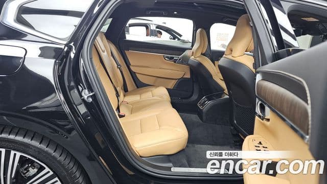 Volvo S90 2022 — Photo 6/20