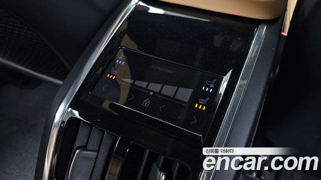 Volvo S90 2022 — Photo 10/20