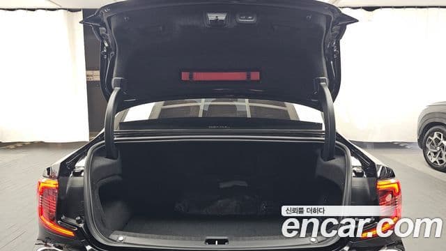 Volvo S90 2022 — Photo 4/20