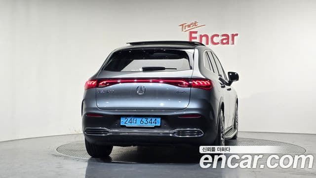 Mercedes-Benz EQE SUV 2023 — ფოტო 27/36
