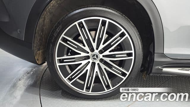 Mercedes-Benz EQE SUV 2023 — ფოტო 23/36