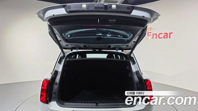 Mini Cooper S Countryman 2025 — Фото 19/20