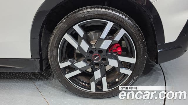 Mini Cooper S Countryman 2025 — Şəkil 19/38