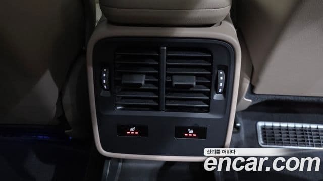 Porsche Taycan 2023 — Şəkil 10/20