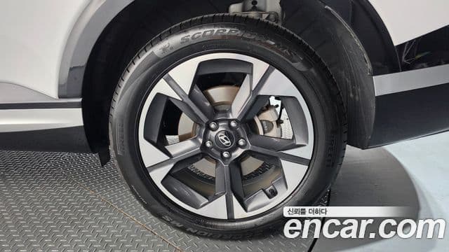 Hyundai Palisade 2025 — ფოტო 15/36