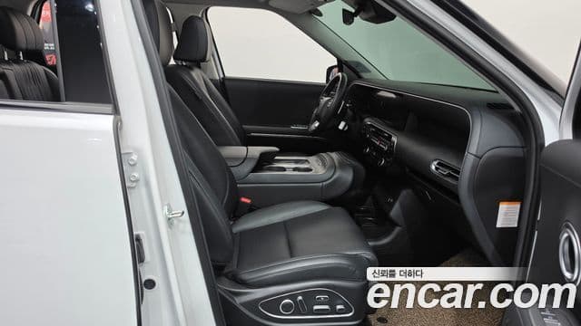 Hyundai Palisade 2025 — ფოტო 29/36