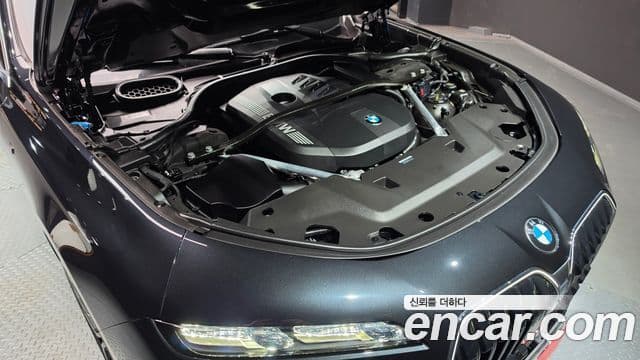 BMW 7 Series 2023 — Photo 1/20