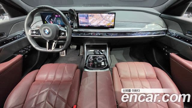 BMW 7 Series 2023 — Photo 11/20