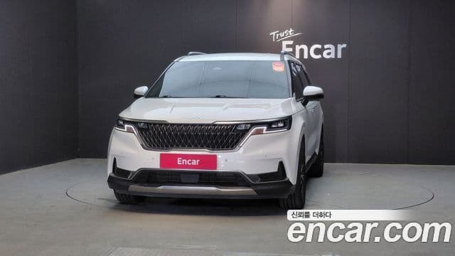 Kia Carnival 2023 — Фото 3/20