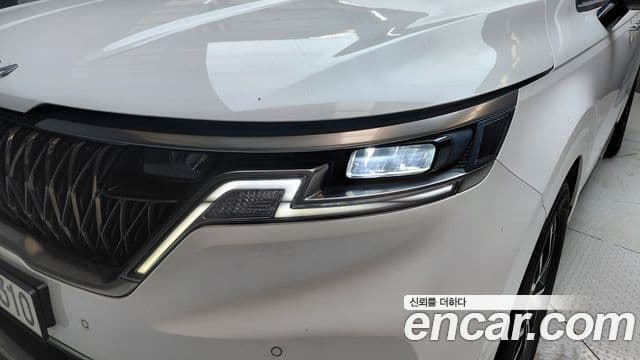 Kia Carnival 2023 — Şəkil 3/30