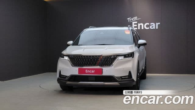 Kia Carnival 2022 — Фото 3/20