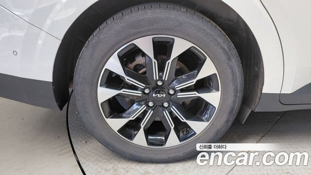 Kia Carnival 2022 — Фото 5/20