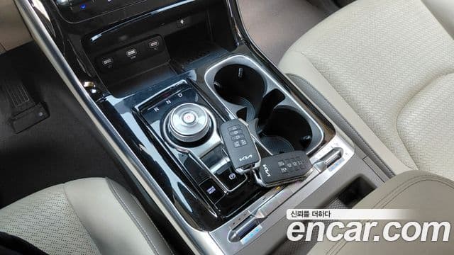Kia Carnival 2022 — Фото 9/20