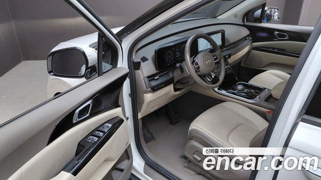 Kia Carnival 2022 — Фото 10/20