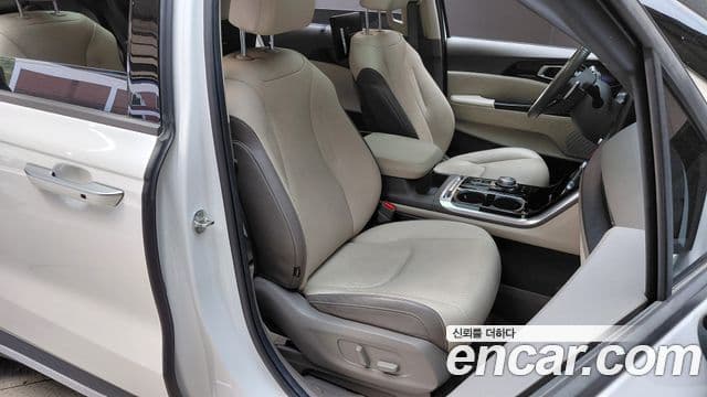 Kia Carnival 2022 — Фото 11/20