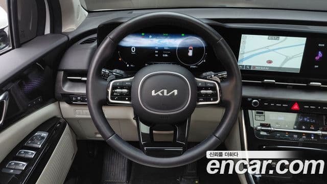 Kia Carnival 2022 — Фото 13/20