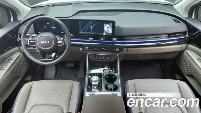 Kia Carnival 2024 — Şəkil 26/31