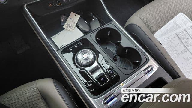 Kia Carnival 2024 — Şəkil 18/31