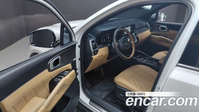 Kia Sorento 2022 — Фото 10/20