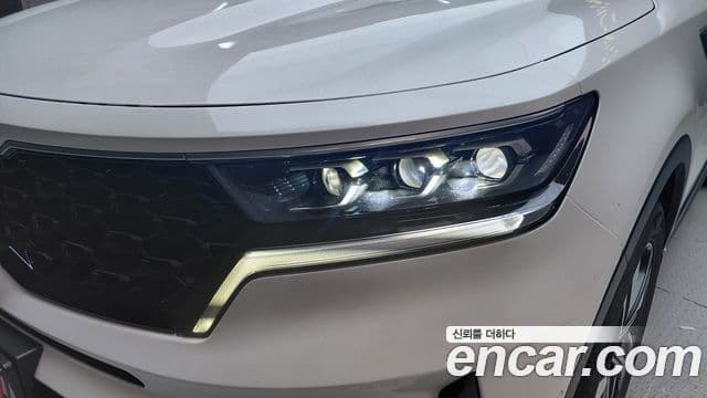 Kia Sorento 2022 — Şəkil 33/35
