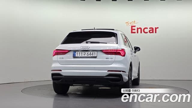 Audi Q3 2023 — Photo 10/31