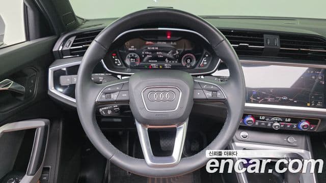 Audi Q3 2023 — Photo 2/31