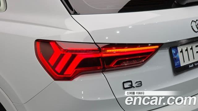 Audi Q3 2023 — Photo 9/31