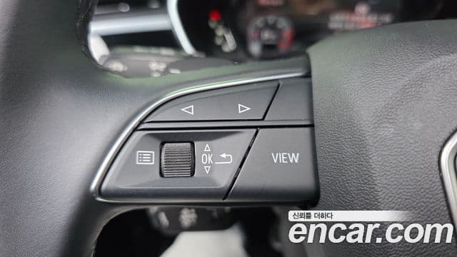 Audi Q3 2023 — Photo 8/31