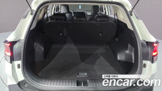 Kia Sportage 2022 — ფოტო 24/32