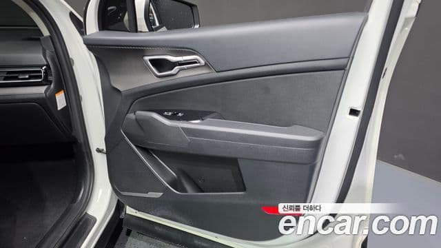 Kia Sportage 2022 — Şəkil 23/32