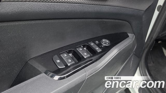 Kia Sportage 2022 — Şəkil 21/32