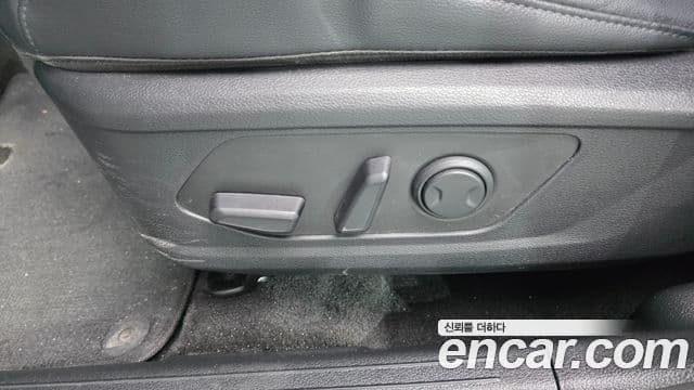 Kia Sportage 2022 — ფოტო 31/32