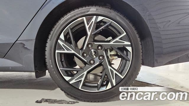 Kia K5 2024 — Photo 21/34