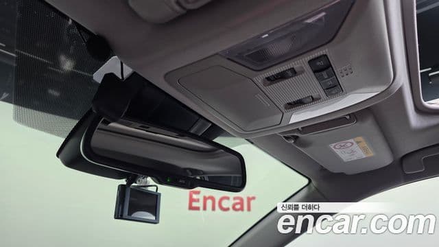 Toyota RAV4 2021 — Photo 21/34