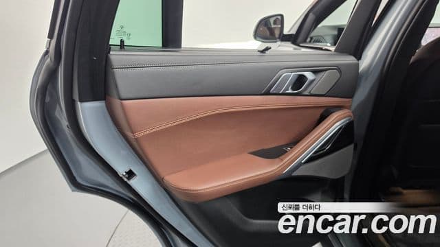 BMW X6 2024 — Photo 29/35
