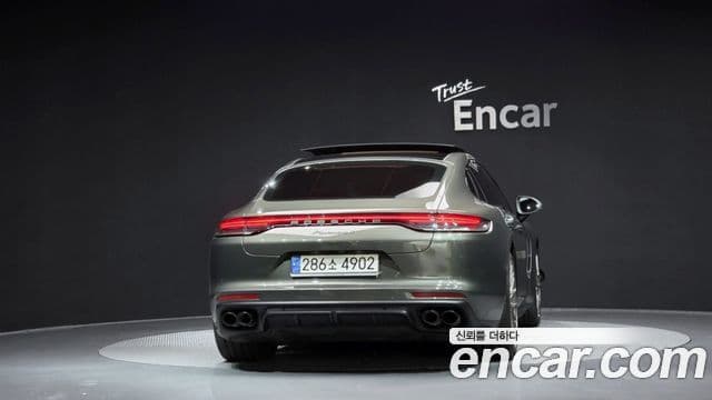 Porsche Panamera 2022 — ფოტო 3/39