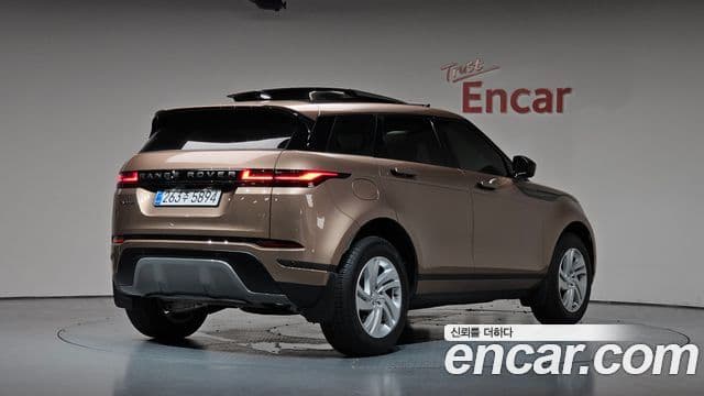 Land Rover Range Rover Evoque 2025 — Фото 2/20