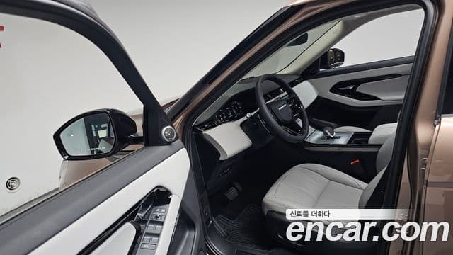 Land Rover Range Rover Evoque 2025 — Фото 10/20