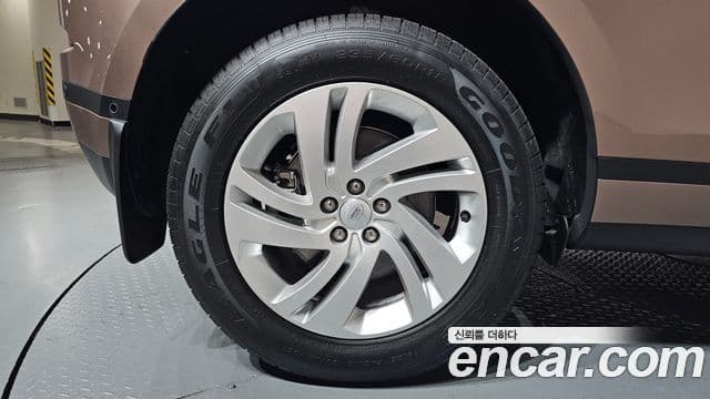 Land Rover Range Rover Evoque 2025 — Şəkil 26/37