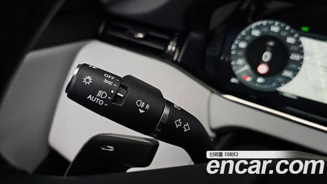 Land Rover Range Rover Evoque 2025 — Şəkil 22/37
