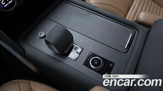 Land Rover Discovery 5 2021 — Фото 9/20