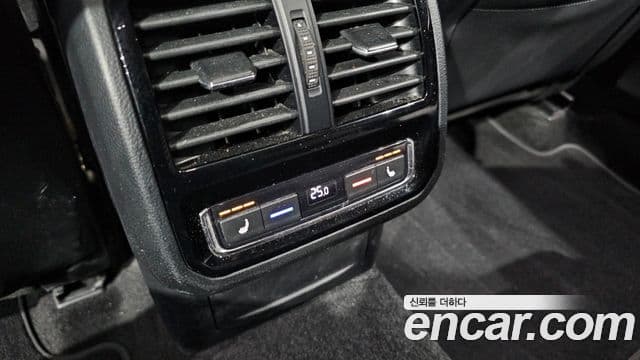 Volkswagen Passat GT 2021 — Şəkil 4/32