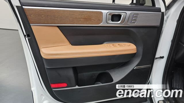 Hyundai Santa Fe 2024 — Şəkil 23/39