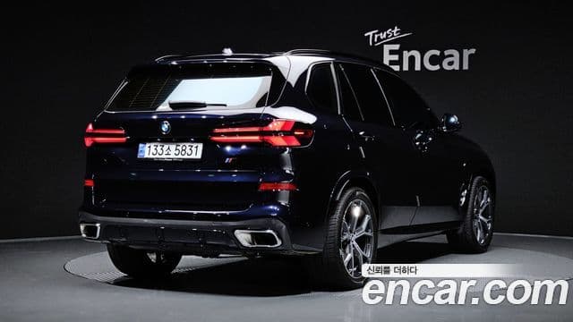 BMW X5 2024 — Photo 28/34