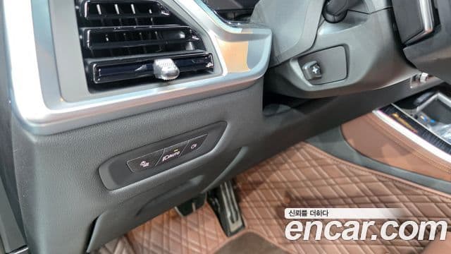 BMW X5 2024 — Photo 32/34